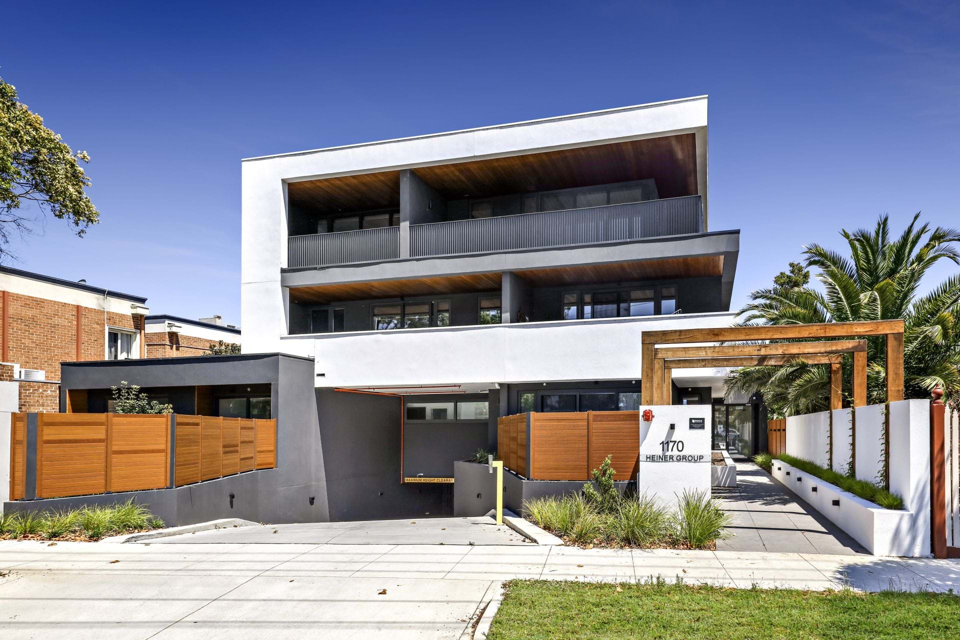 1170-dandenong-rd-carnegie